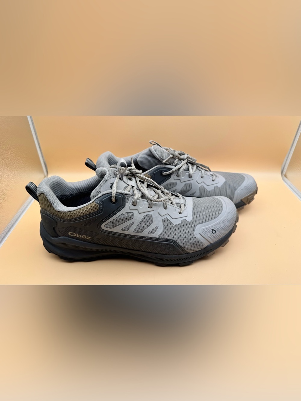 Oboz Men's Gray Trail Running Shoes - Lightweight Support